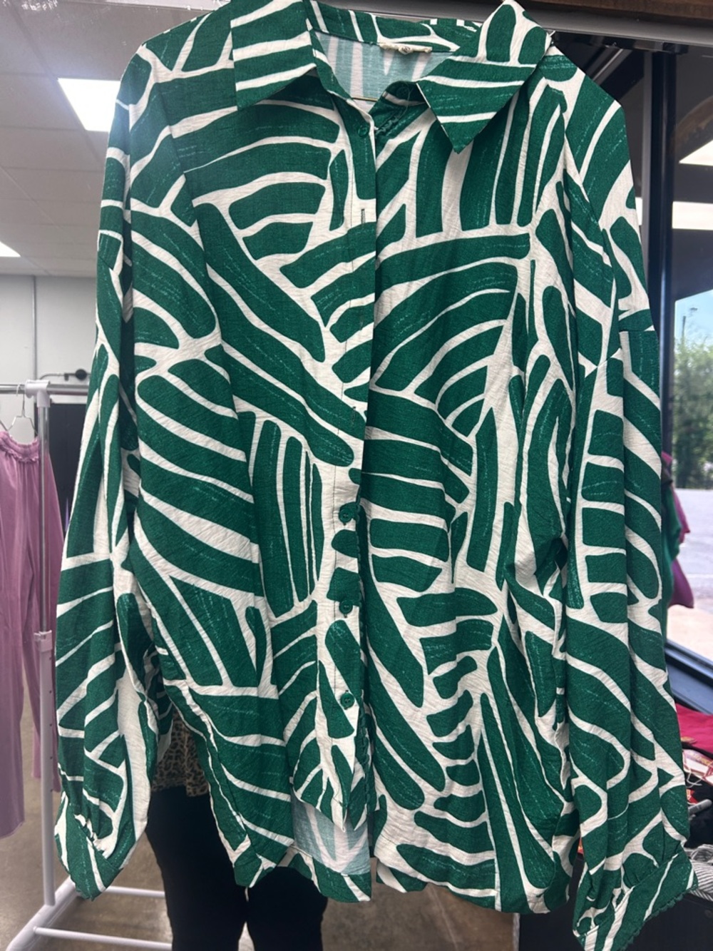 JODIFL Green and White Abstract Print Button-Up Blouse